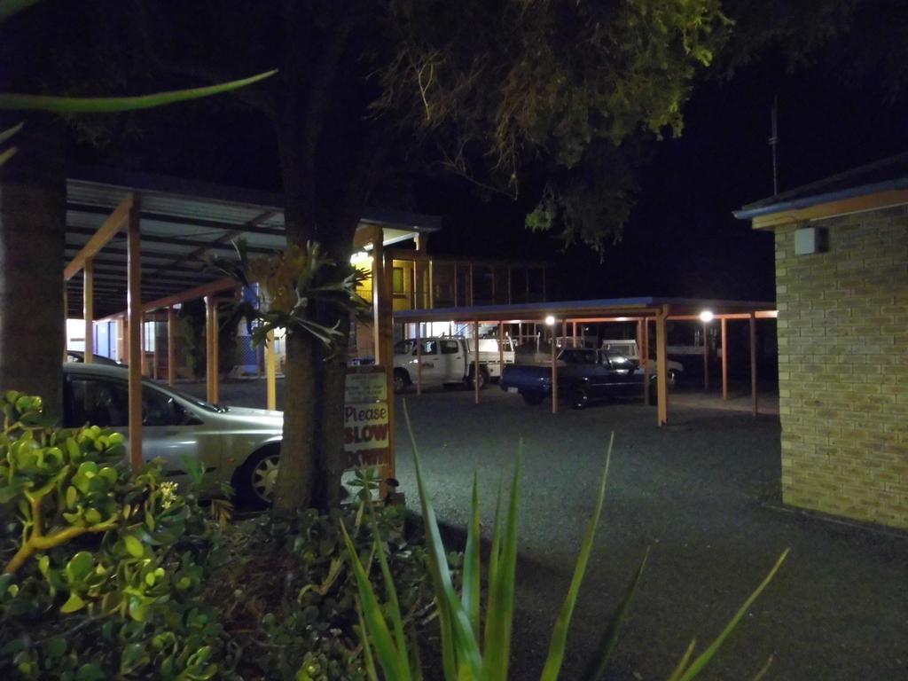 Nanango Fitzroy Motel Exterior photo